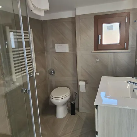 A&m 10 Mansarda Vip Latina